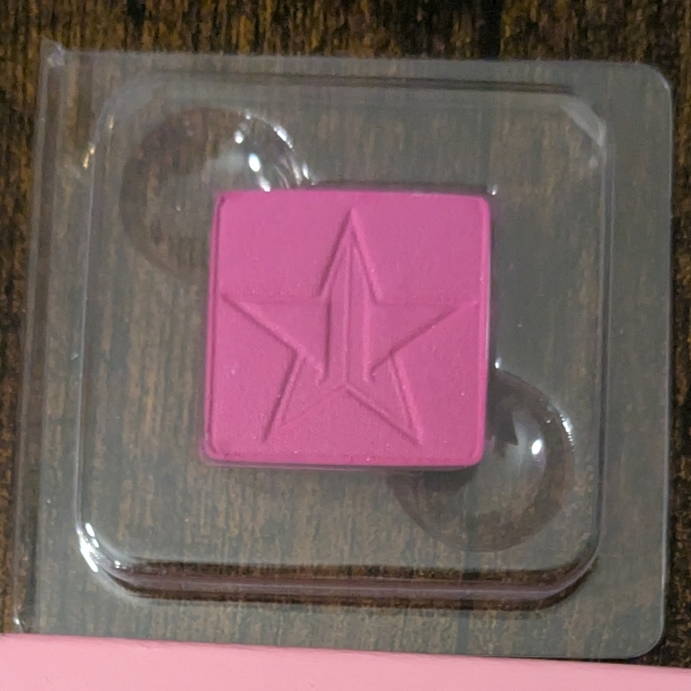 Jeffree Star Cosmetics Cavity Pressed Pigment Artistry Single NIB - Picture 6 of 6